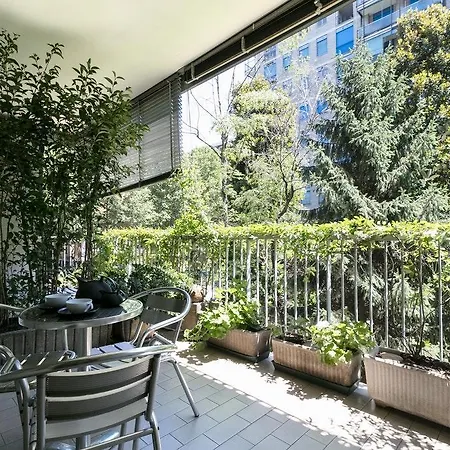 Via Frua By Onefinestay *