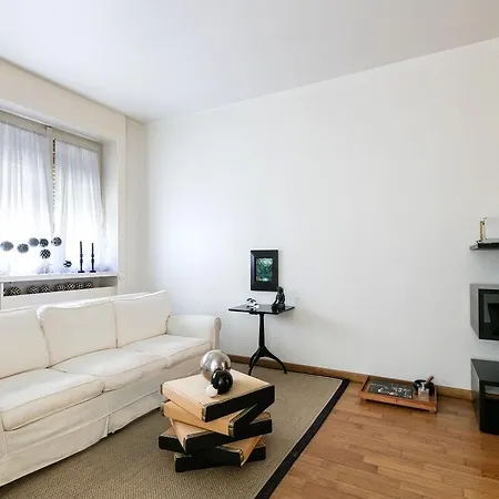 Apartman Via Frua By Onefinestay